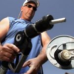 Giá dầu tăng nhờ lạc quan vào thỏa thuận cắt sản lượng