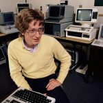 Đây là CV của Bill Gates từ năm 1974, nhìn mức thu nhập ở năm nhất Đại học là hiểu vì sao ông có thể trở thành tỷ phú sớm như vậy